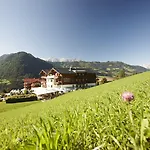 Sonnhof Alpendorf - An Adults Only Place 4*