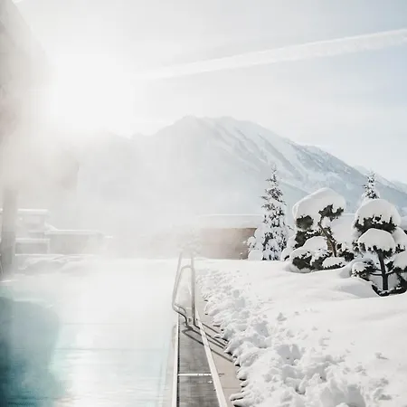 Sonnhof Alpendorf - An Adults Only Place Hotel