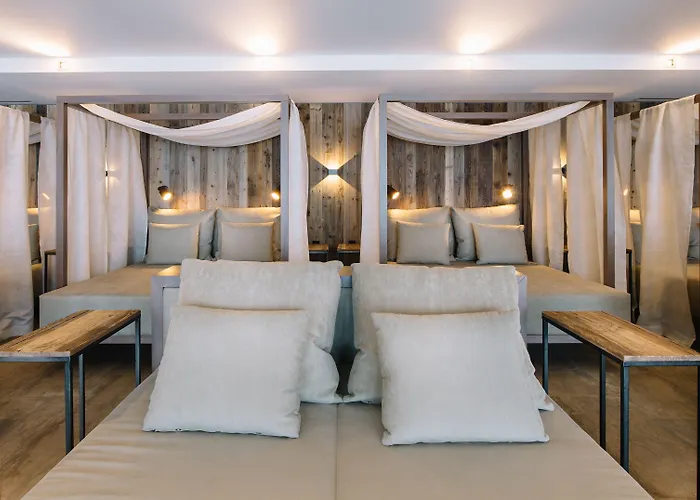 Sonnhof Alpendorf - An Adults Only Place מלון